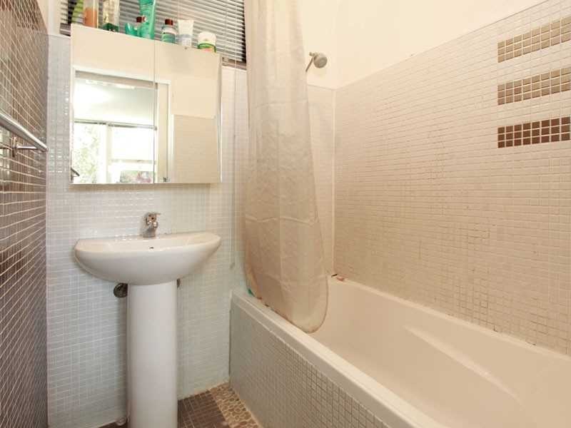 26 Kirri Street, The Gap QLD 4061