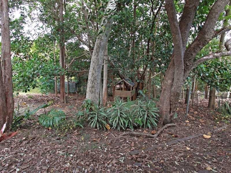 26 Kirri Street, The Gap QLD 4061