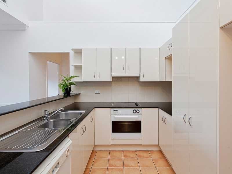 1/12 Kinnaird Street, Ashgrove QLD 4060
