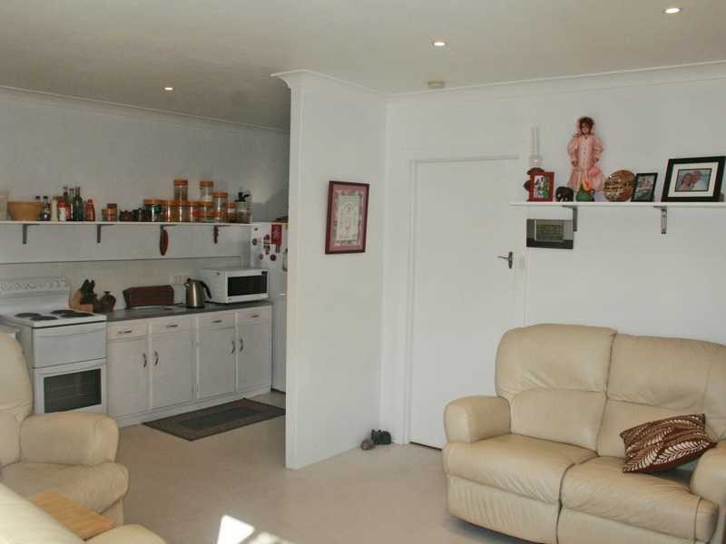 2/2 Glen Parade, Ashgrove QLD 4060