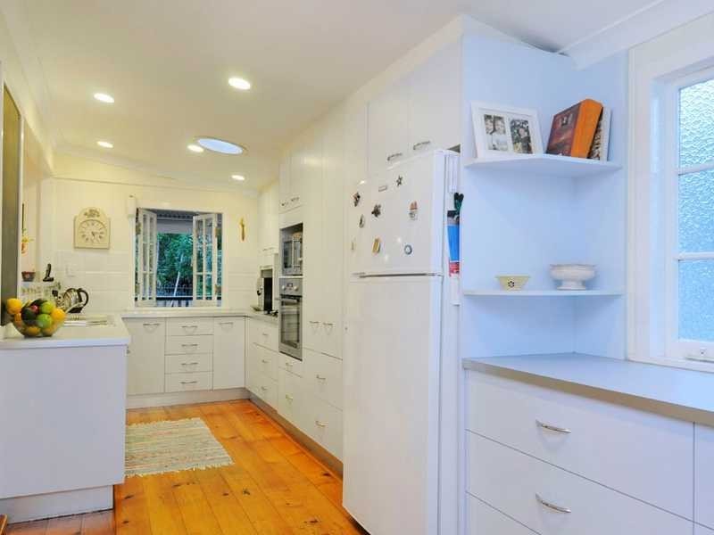 12 Girraween Grove, Ashgrove QLD 4060