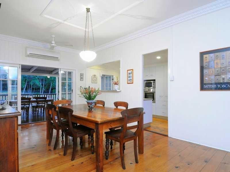 12 Girraween Grove, Ashgrove QLD 4060