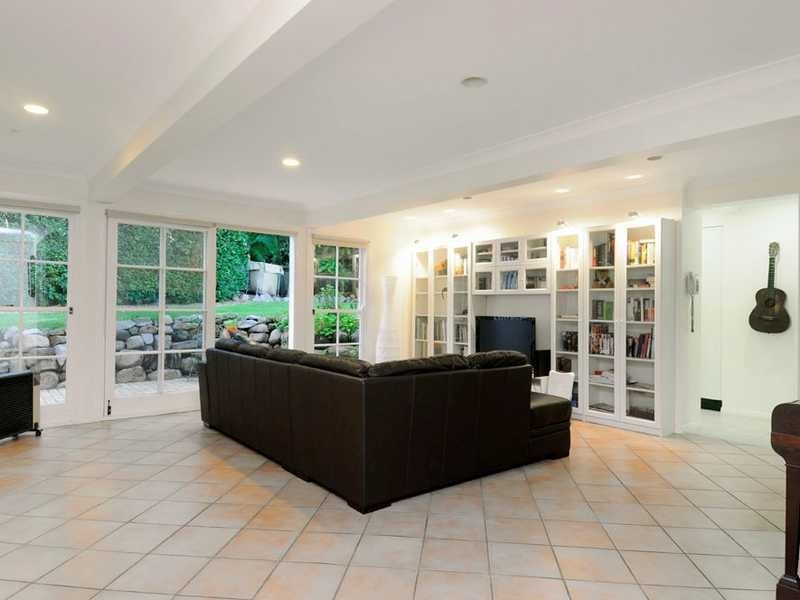 12 Girraween Grove, Ashgrove QLD 4060