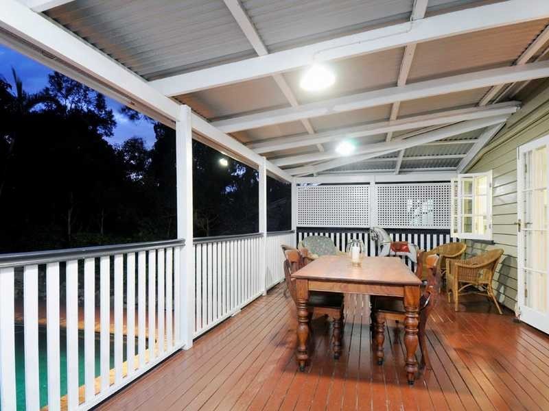 12 Girraween Grove, Ashgrove QLD 4060
