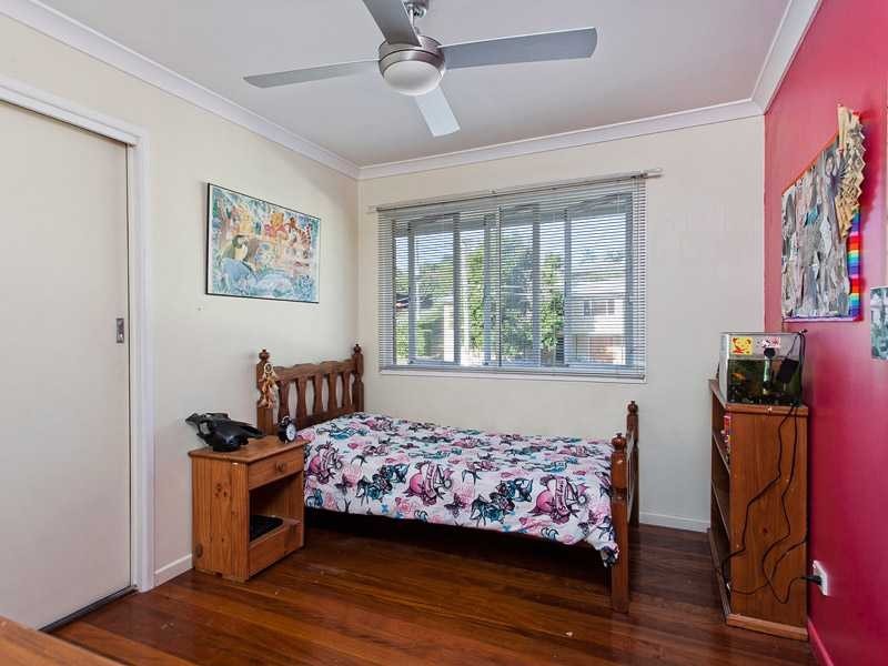 19 Warana Street, The Gap QLD 4061