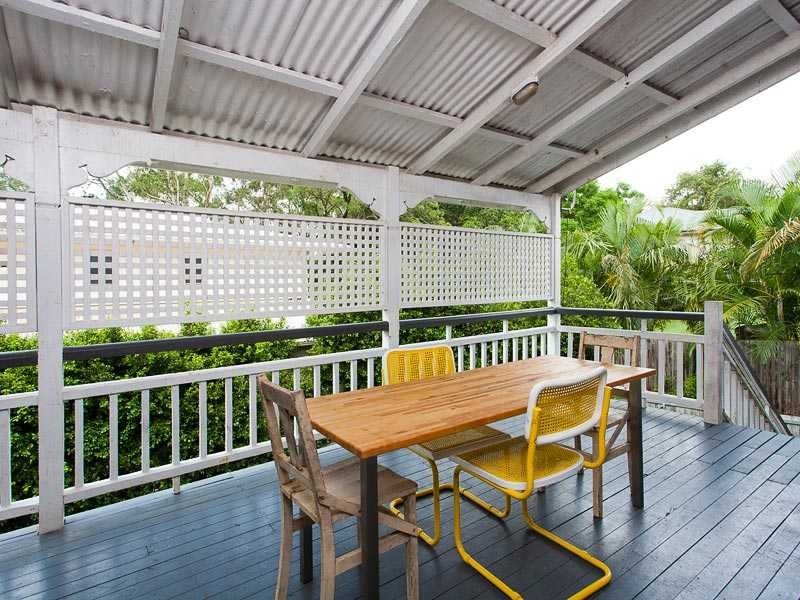 213 Simpsons Road, Bardon QLD 4065