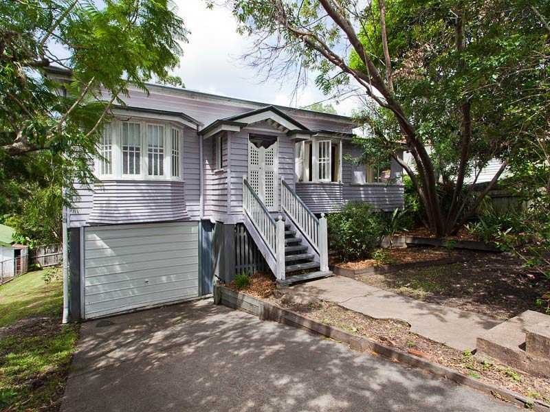 213 Simpsons Road, Bardon QLD 4065