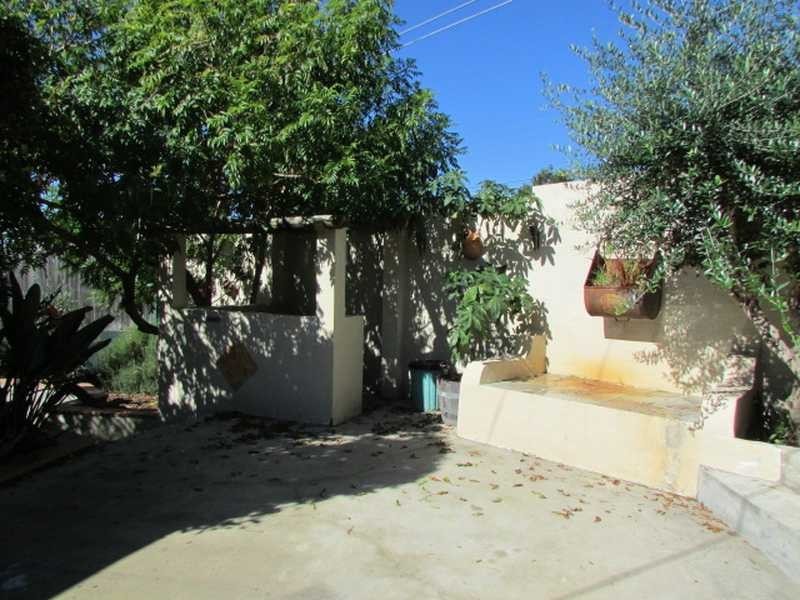 435 Waterworks Road (Cnr 1 Myagah Road), Ashgrove QLD 4060