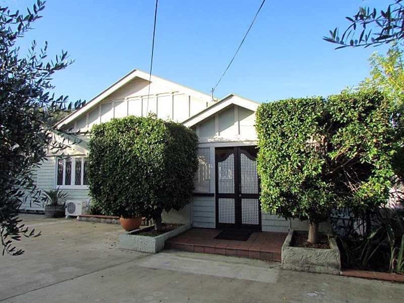 1 Myagah Road (Cnr Waterworks Road), Ashgrove QLD 4060