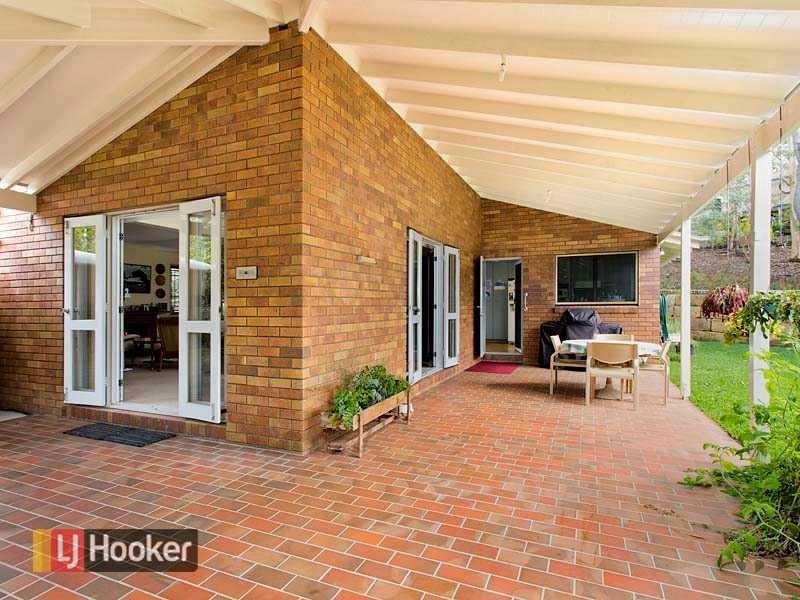 13 Hackett Street, Ashgrove QLD 4060