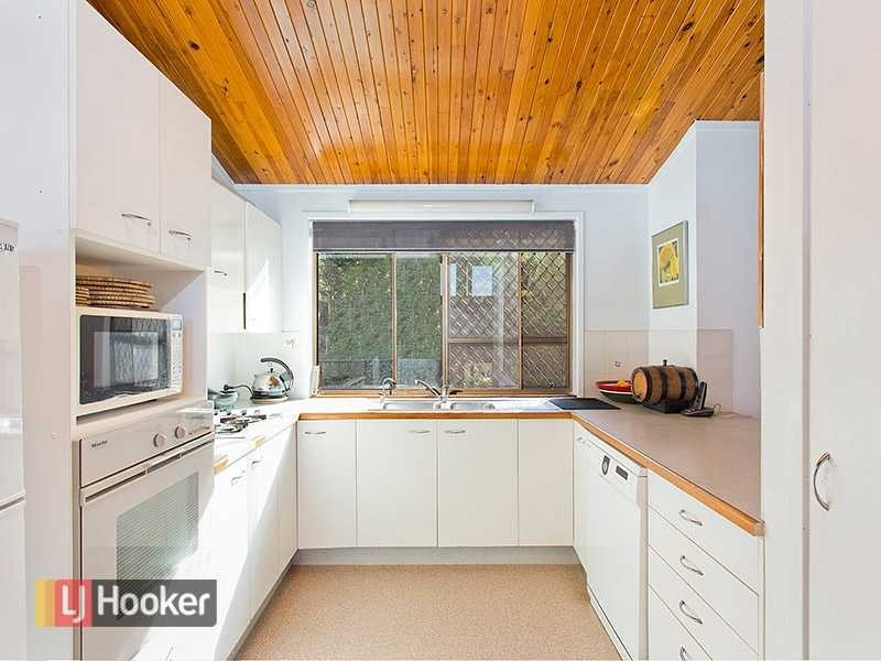19 Highgrove Court, The Gap QLD 4061