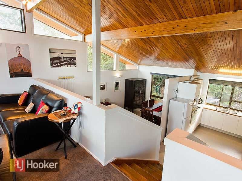 19 Highgrove Court, The Gap QLD 4061