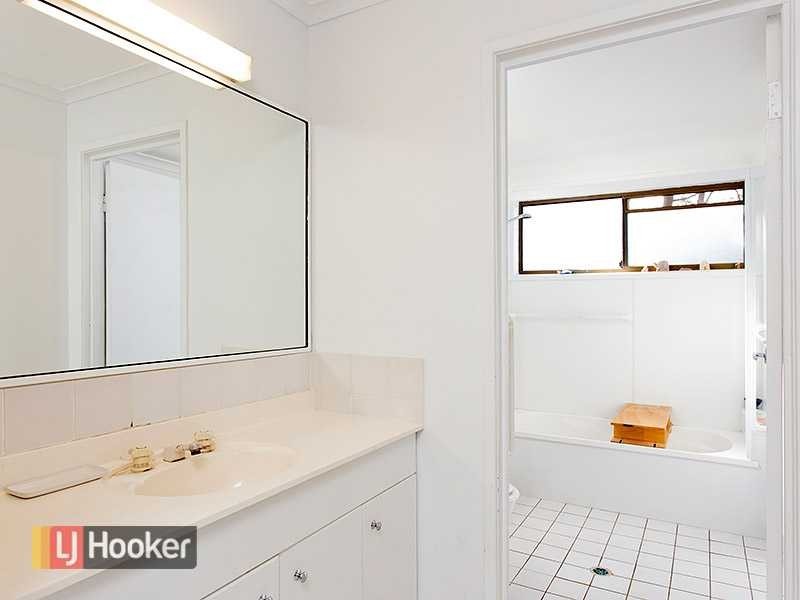 19 Highgrove Court, The Gap QLD 4061