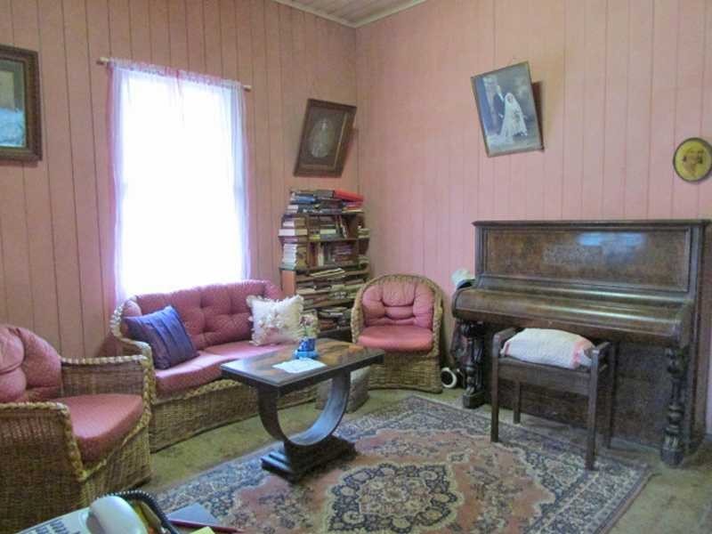 16 Water Street, Red Hill QLD 4059