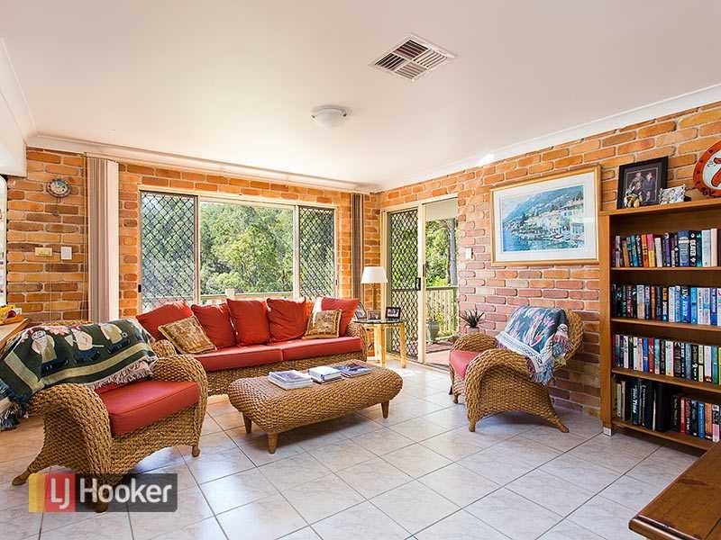 82 Moggill Road, The Gap QLD 4061