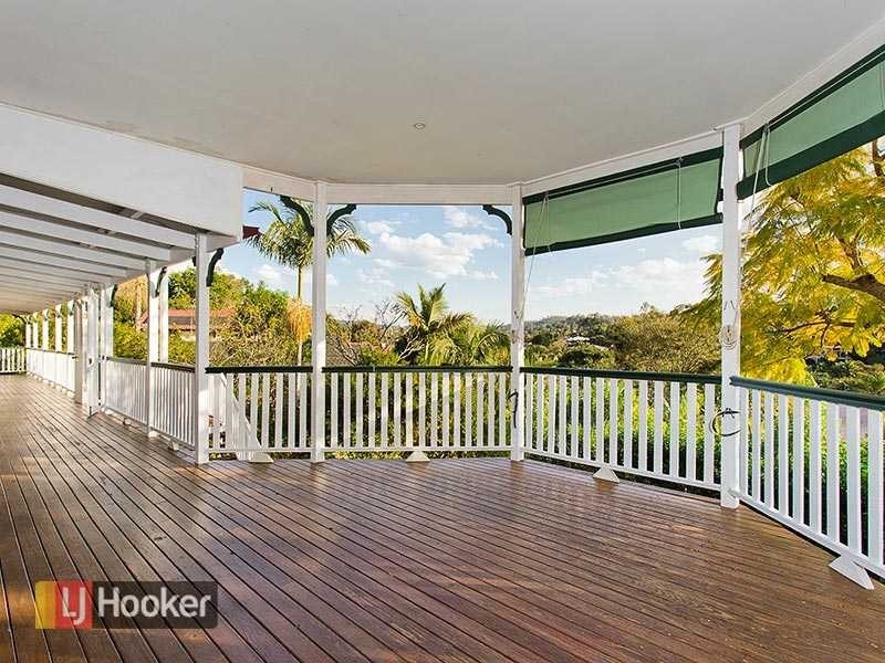 14 Willowood Place, The Gap QLD 4061