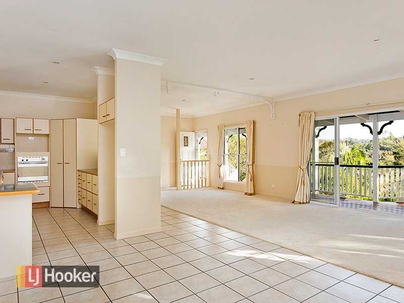 14 Willowood Place, The Gap QLD 4061