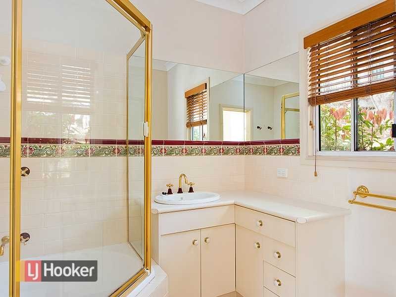 14 Willowood Place, The Gap QLD 4061