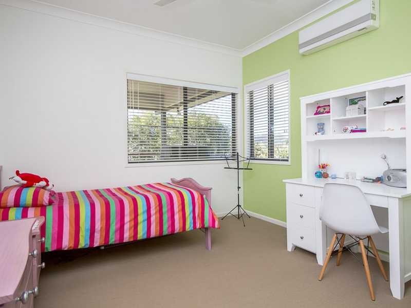 30 Jillinda Place, The Gap QLD 4061