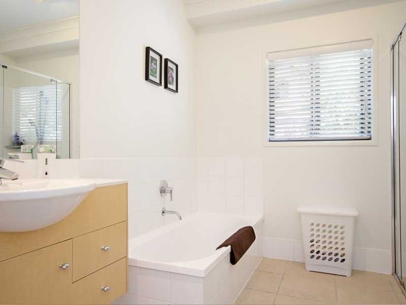 30 Jillinda Place, The Gap QLD 4061