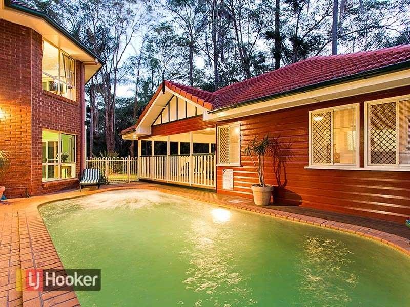 25 Colorado Avenue, Bardon QLD 4065