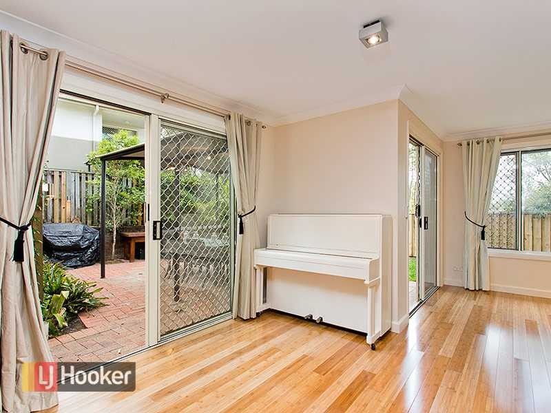 3/1 Glenquarie Place, The Gap QLD 4061
