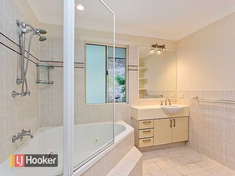 3/1 Glenquarie Place, The Gap QLD 4061