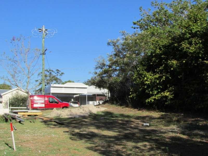 22 Lilley Rd, Bardon QLD 4065