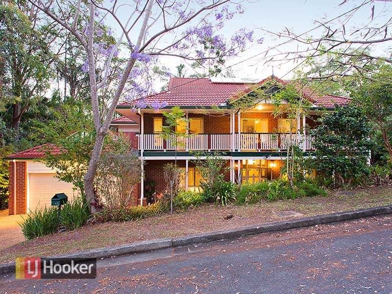 25 Colorado Ave, Bardon QLD 4065