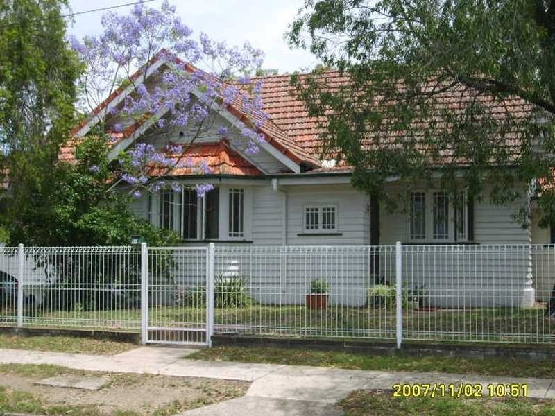 57 Davies Road, Ashgrove QLD 4060