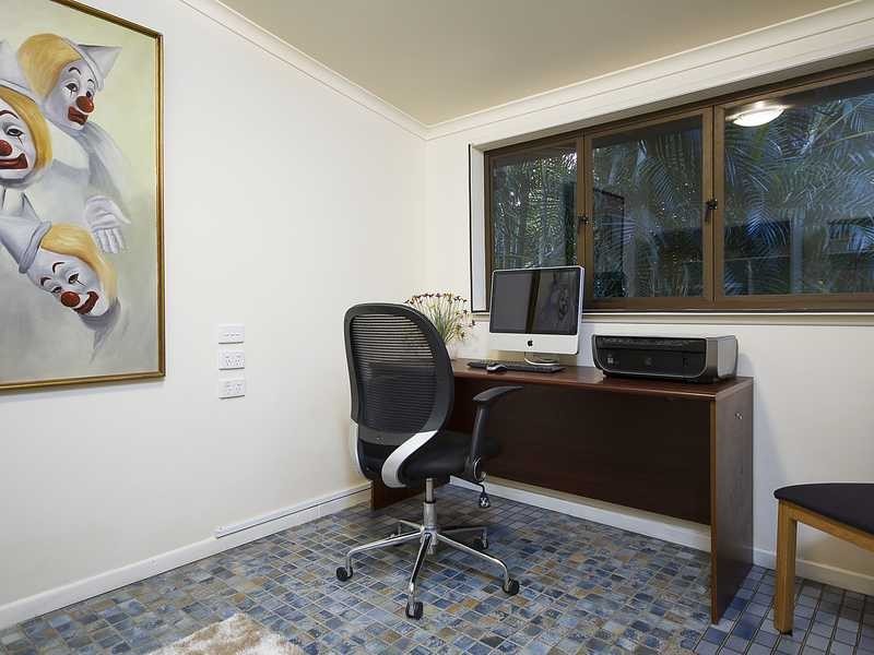 2 Bromwich Street Cnr Settlement Road, The Gap QLD 4061