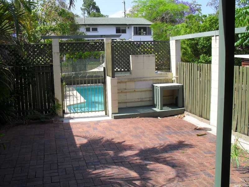 7 Glen Road, The Gap QLD 4061