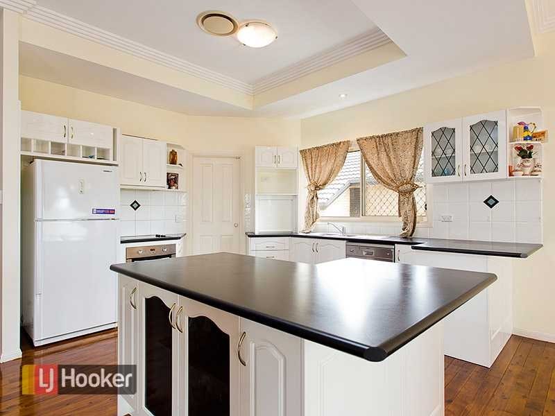 14 Jillinda Place, The Gap QLD 4061