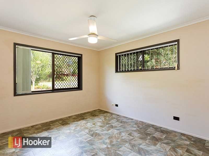 39 Avon Crescent, Albany Creek QLD 4035