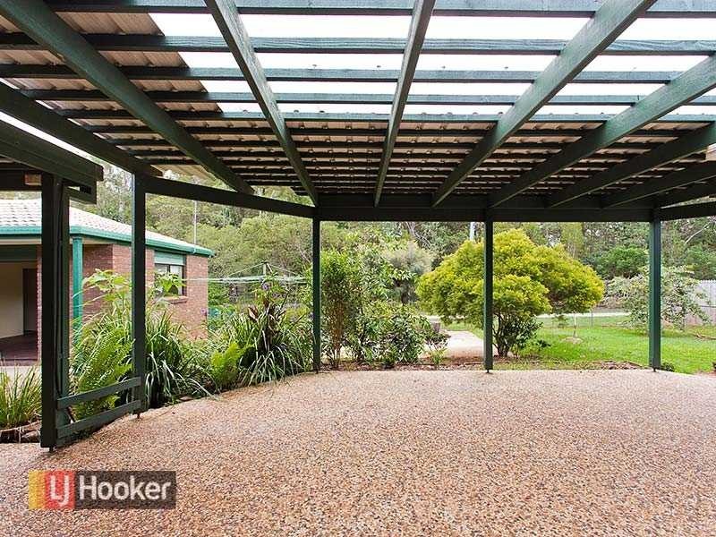 39 Avon Crescent, Albany Creek QLD 4035