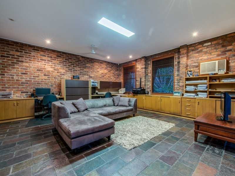 21 Lemm Street, Everton Hills QLD 4053