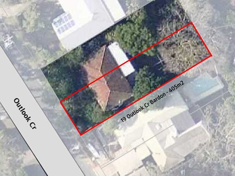 19 Outlook Crescent, Bardon QLD 4065