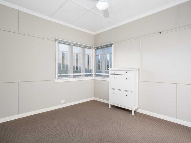 94 Dunne Street, Brighton QLD 4017