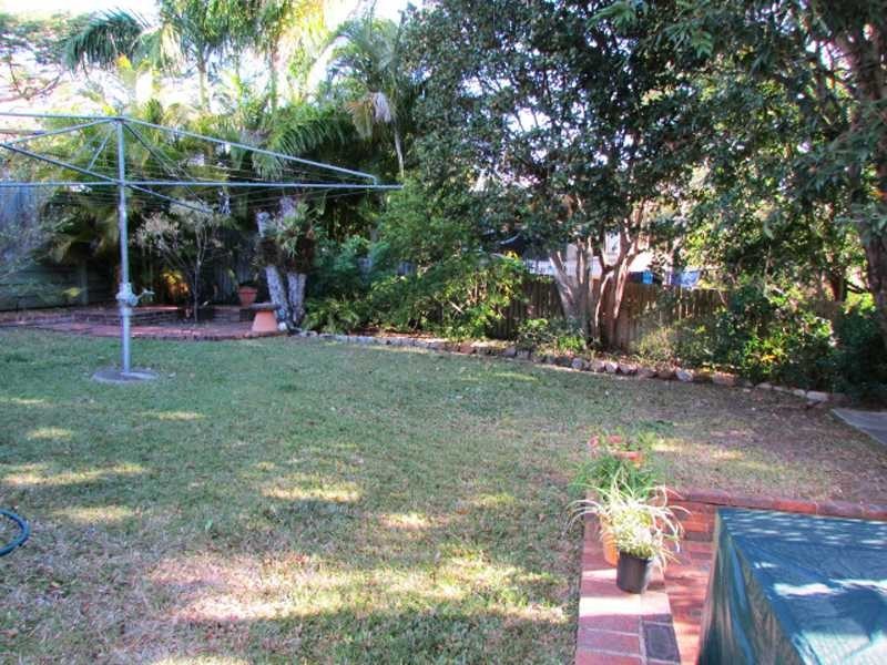 92 Glenlyon Drive, Ashgrove QLD 4060