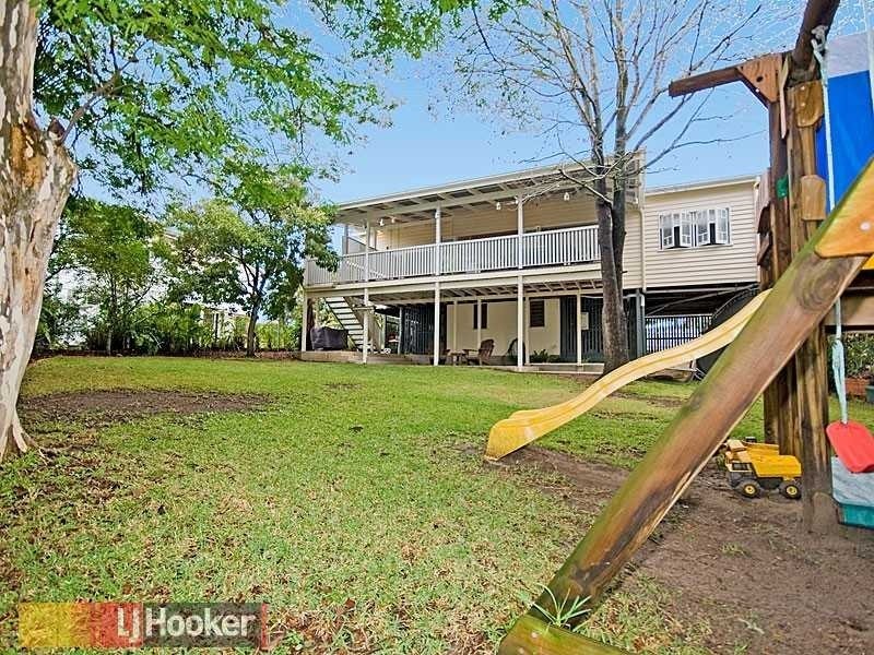 100 Dorrington Drive, Ashgrove QLD 4060