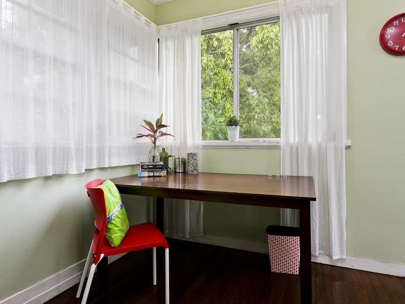 335 Simpsons Road, Bardon QLD 4065