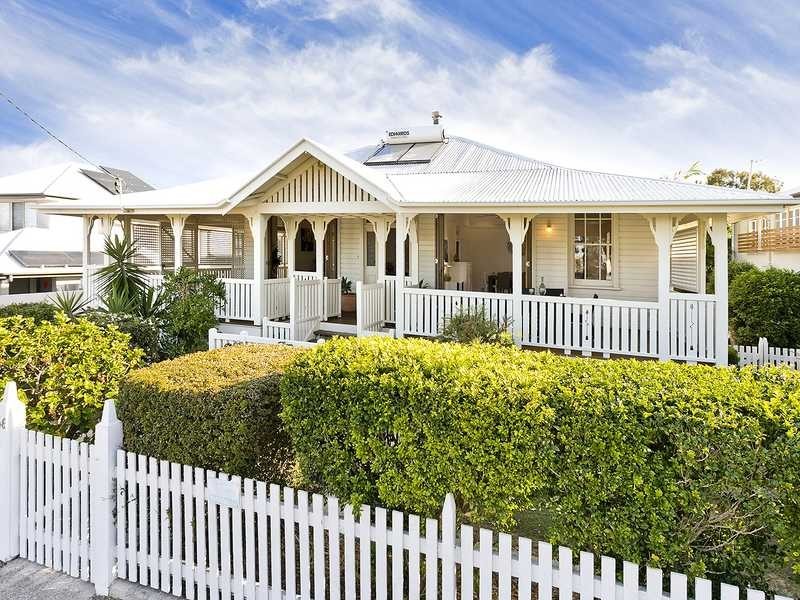 46 Eagle Terrace, Sandgate QLD 4017