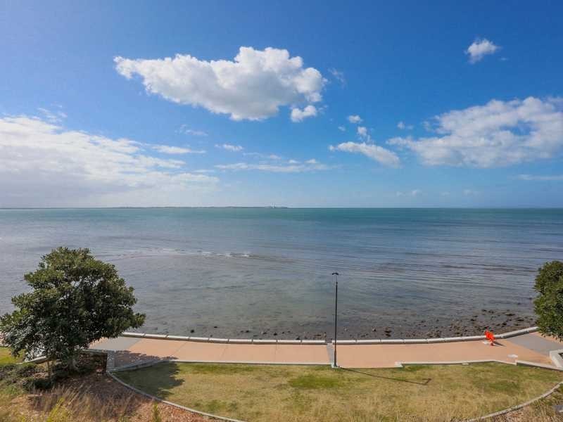 46 Eagle Terrace, Sandgate QLD 4017