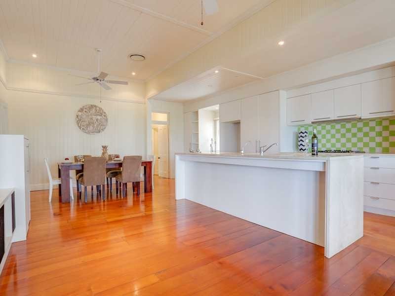 46 Eagle Terrace, Sandgate QLD 4017