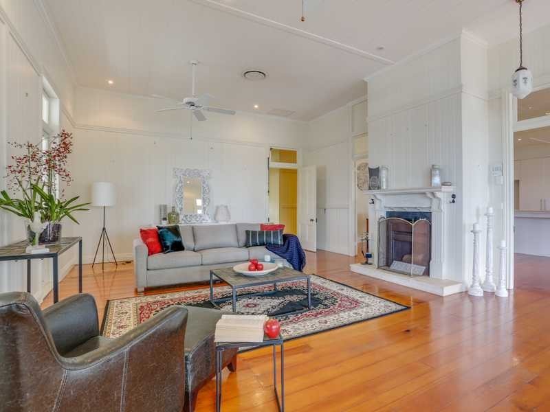 46 Eagle Terrace, Sandgate QLD 4017