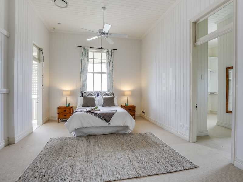 46 Eagle Terrace, Sandgate QLD 4017