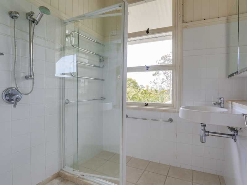 46 Eagle Terrace, Sandgate QLD 4017