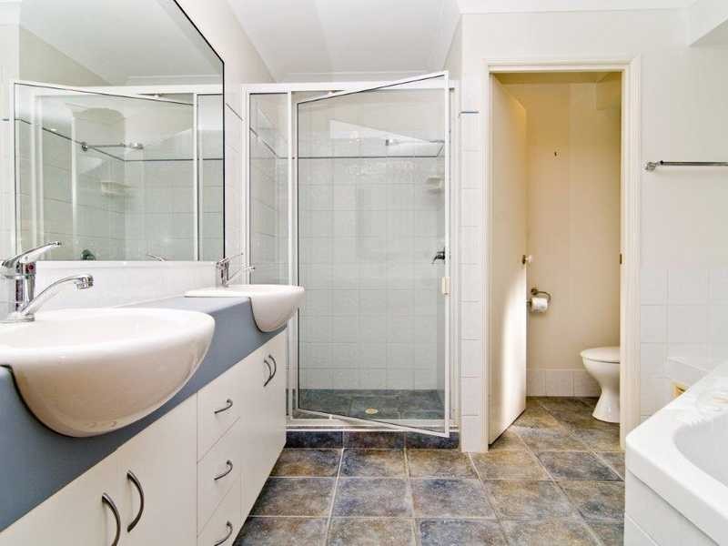 20 Lemm Street, Everton Hills QLD 4053