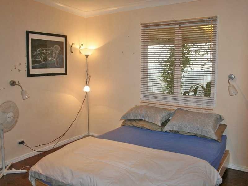 18 Glenbrae Street, The Gap QLD 4061