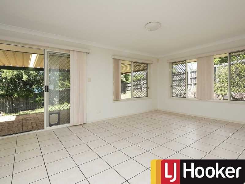 7 Arlington Drive, Arana Hills QLD 4054